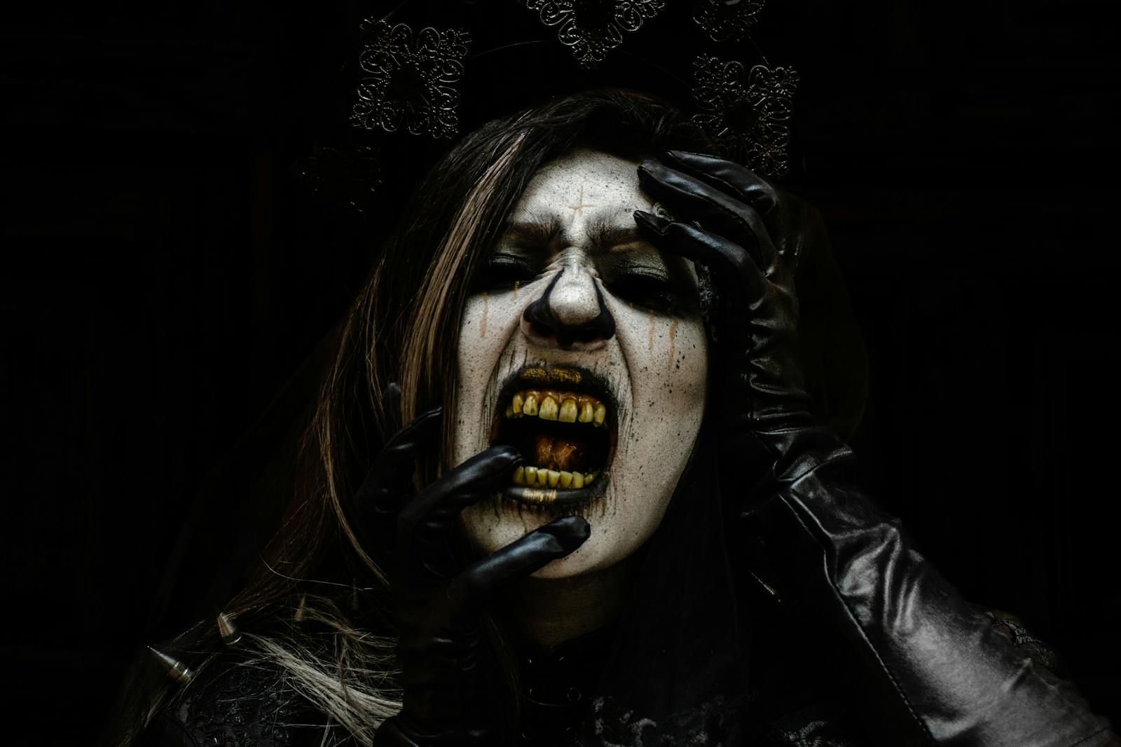 Gele tanden? Oma weet raad met deze natuurlijke tips!