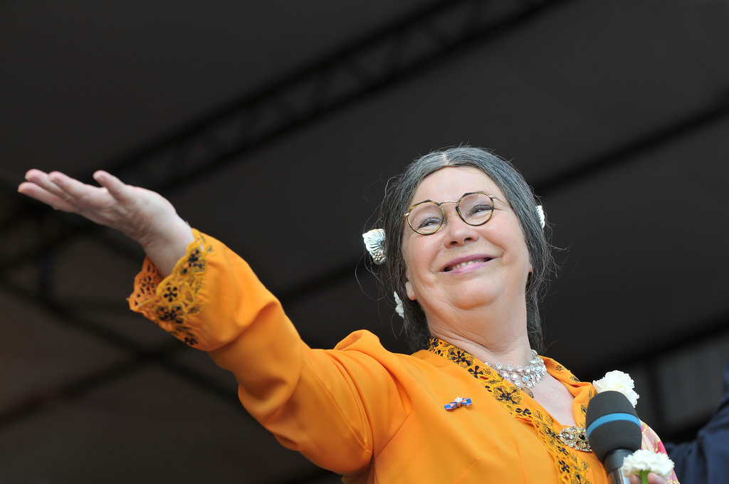 Wieteke van Dort leeftijd: Een leven lang in het teken van kunst, cultuur en verbondenheid