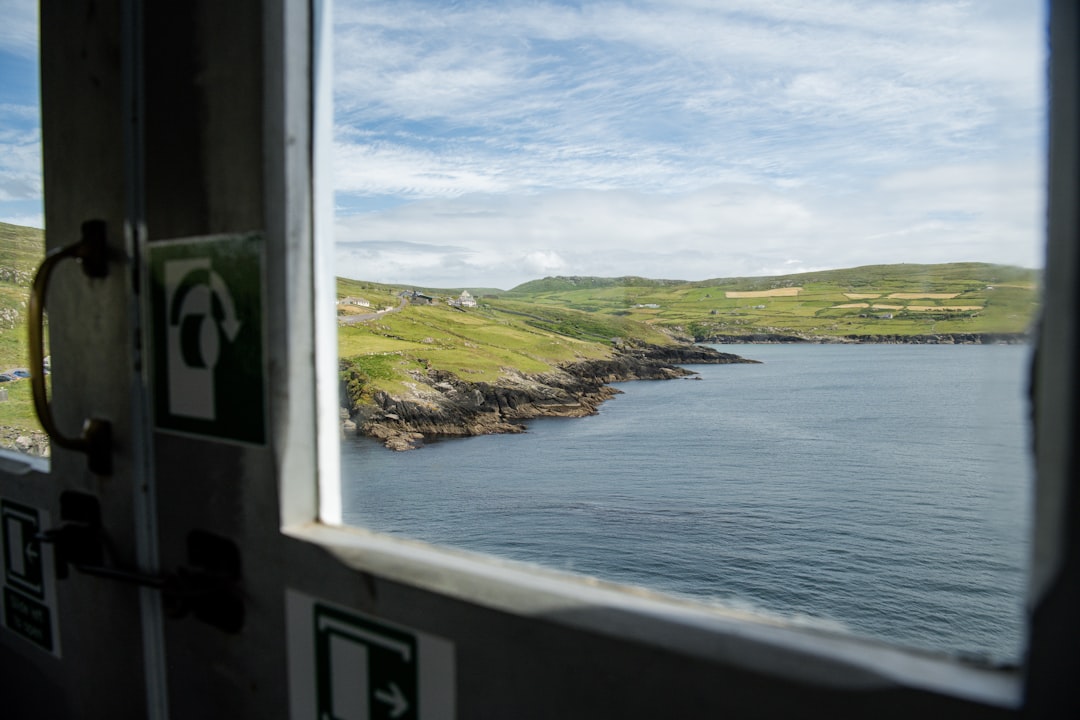 Hoe lang duren de overtochten naar de Aran-eilanden?