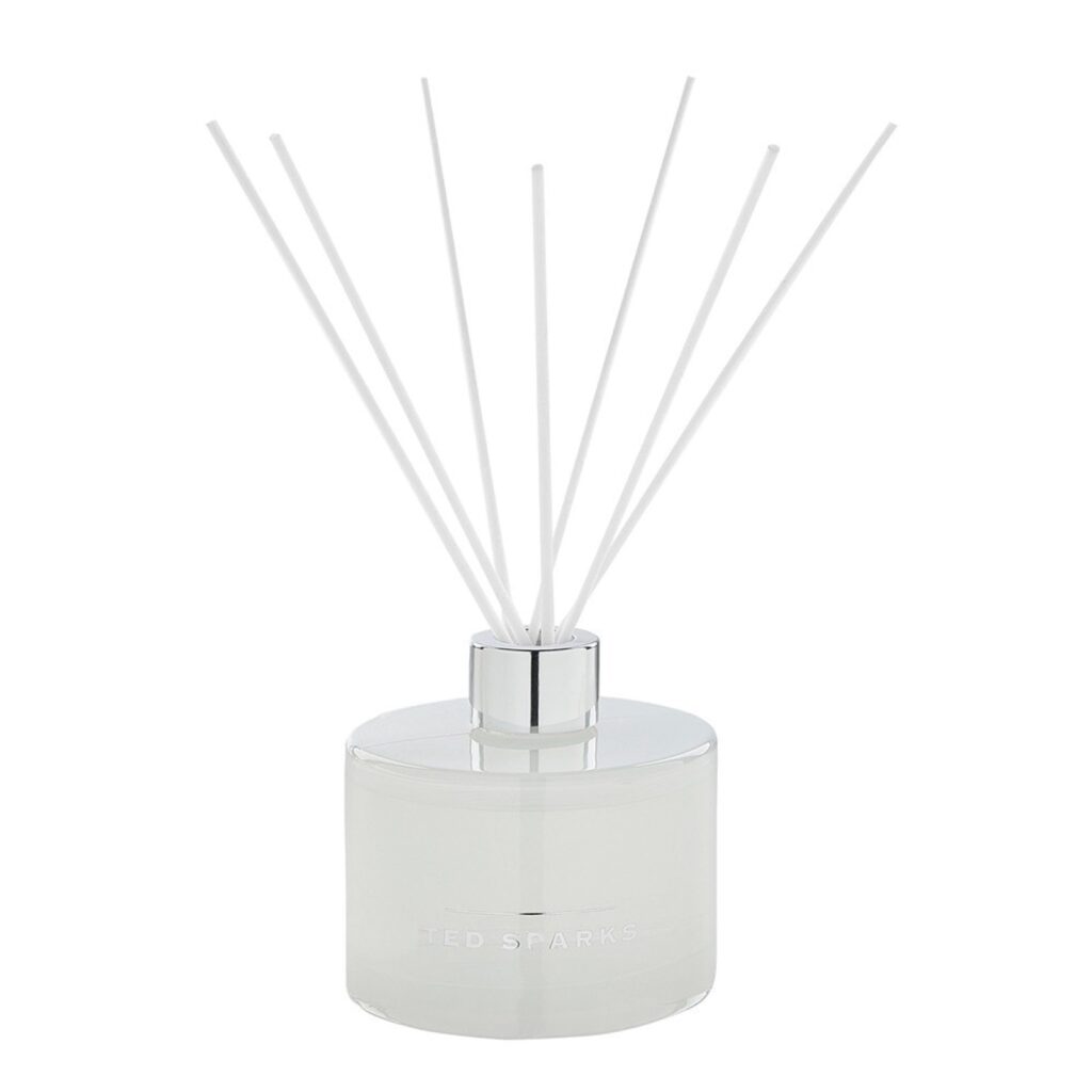 Fresh Linen Diffuser XL van Douglas