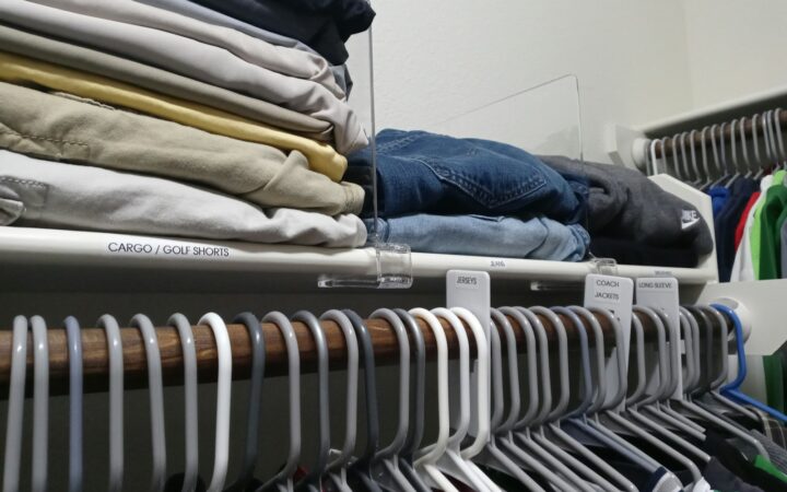 Gebruikte drogerdoekjes niet weggooien: zo laten ze je kast en schoenen fris ruiken